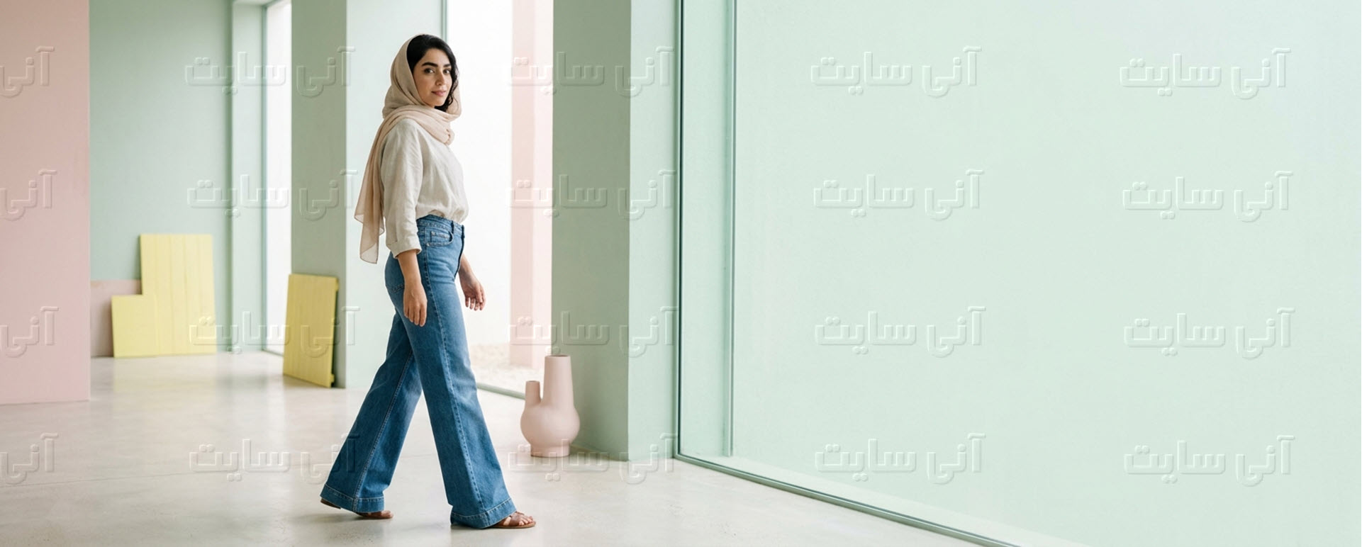 دانلود تصویر آماده برای بنر سایت فروشگاهی | کالکشن جدید شلوارها جین اسپورت زنانه و دخترانه