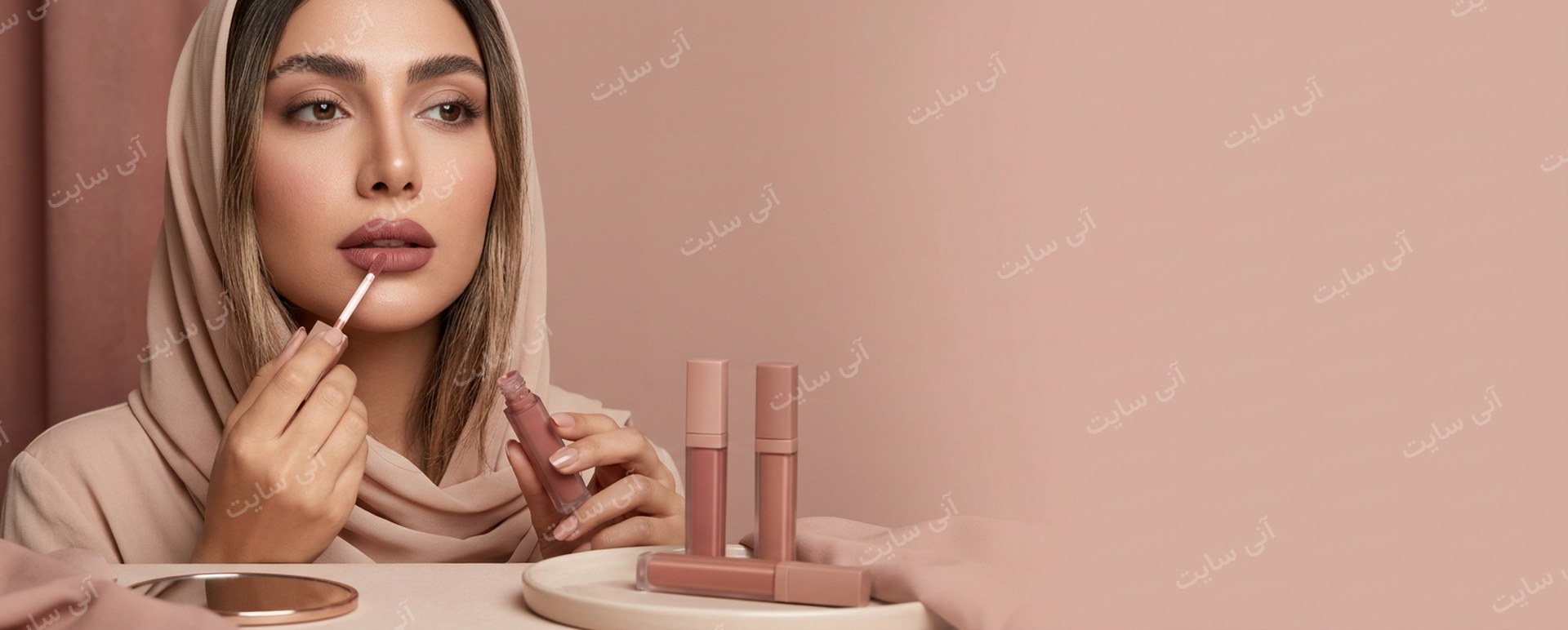 دانلود تصویر آماده رژ لب | بنر رژلب مایع نود با مدل ایرانی و حس آرایش روزانه شیک