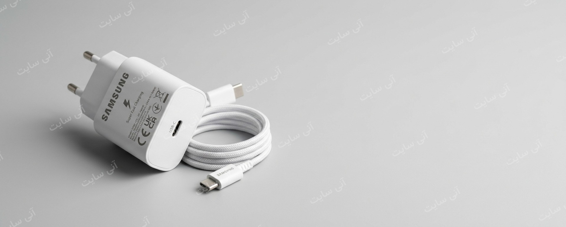 دانلود تصویر آماده تصویر بندانگشتی محصول | بنر شارژر Apple