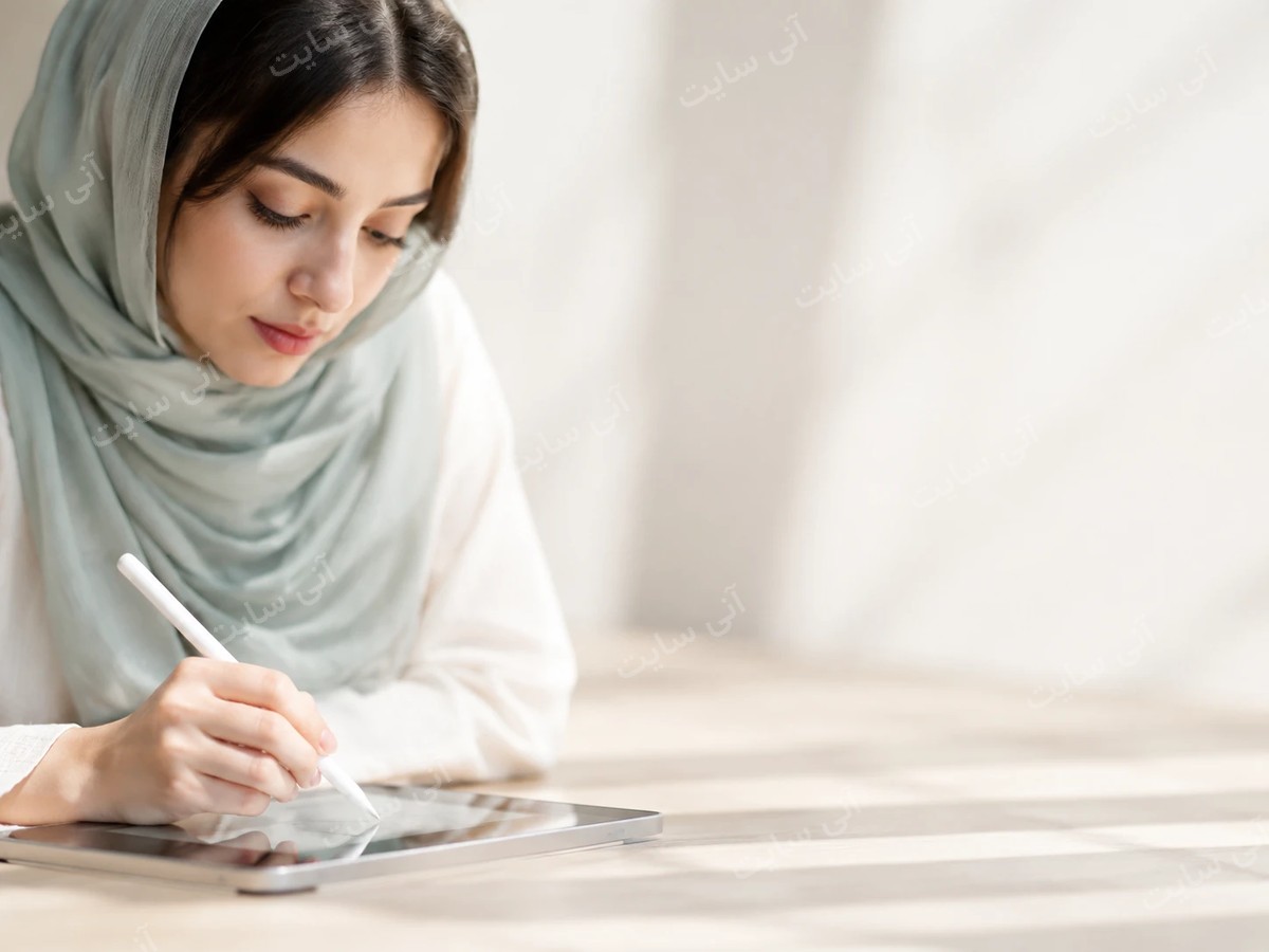 دانلود تصویر آماده فروشگاه لوازم الکترونیکی | بنر قلم هوشمند اپل