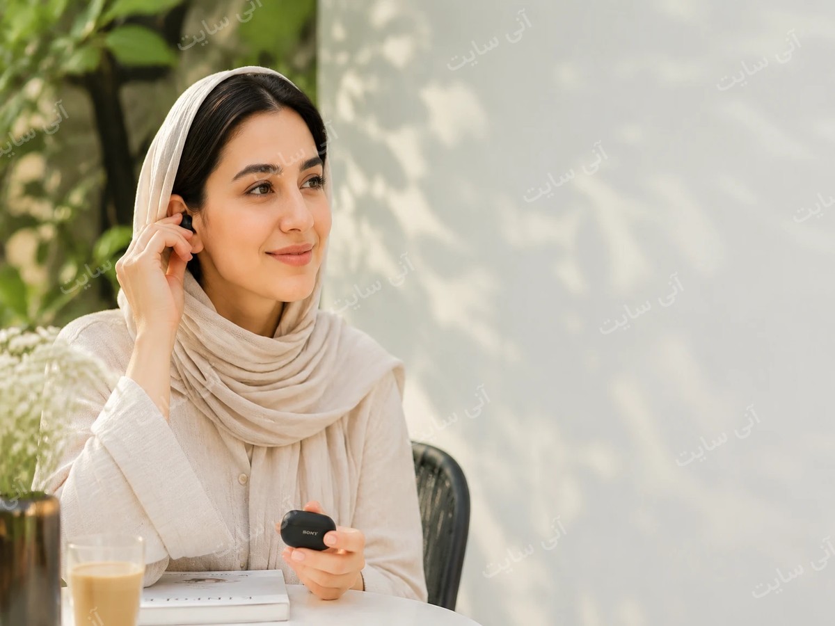 دانلود تصویر آماده فروشگاه لوازم الکترونیکی | بنر هدست بلوتوثی سونی