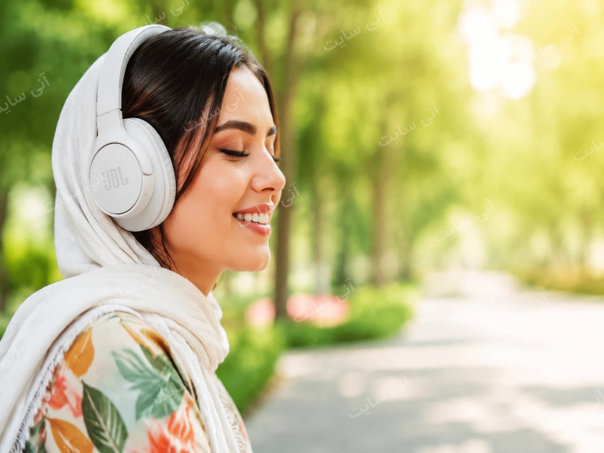 دانلود تصویر آماده فروشگاه لوازم الکترونیکی | بنر هدفون حرفه‌ای جی‌بی‌ال