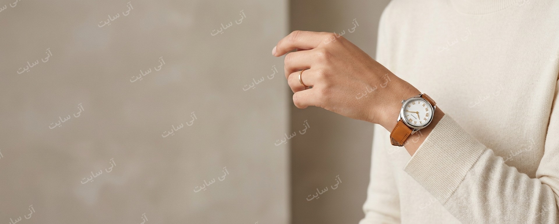 دانلود تصویر آماده برای بنر سایت فروشگاهی | ساعت زنانه کلاسیک
