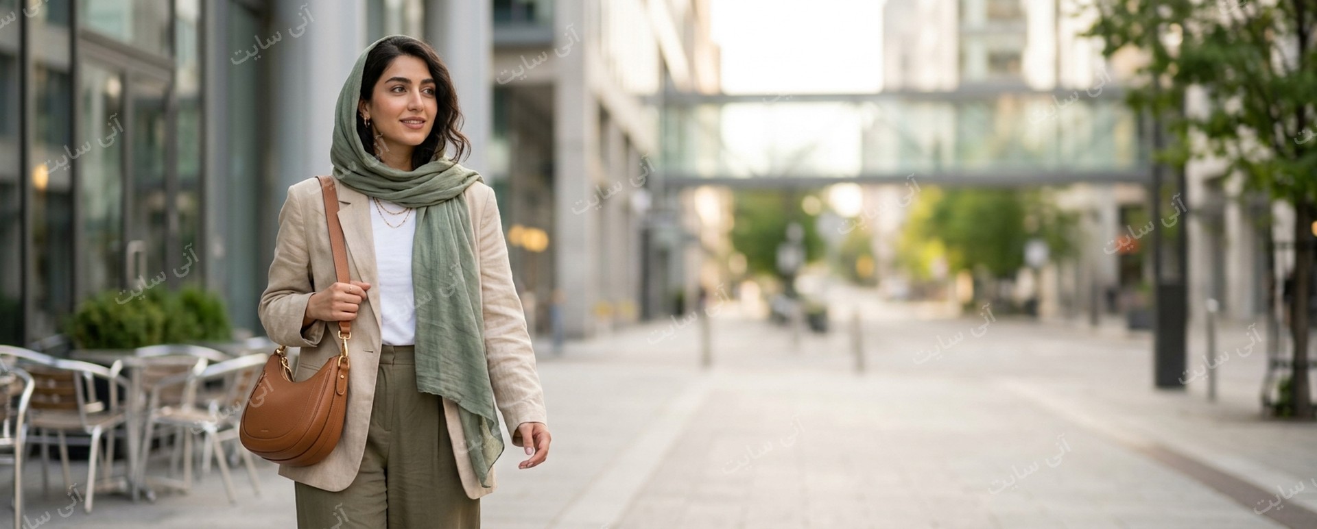 دانلود تصویر آماده برای بنر سایت فروشگاهی | کیف دوشی زنانه