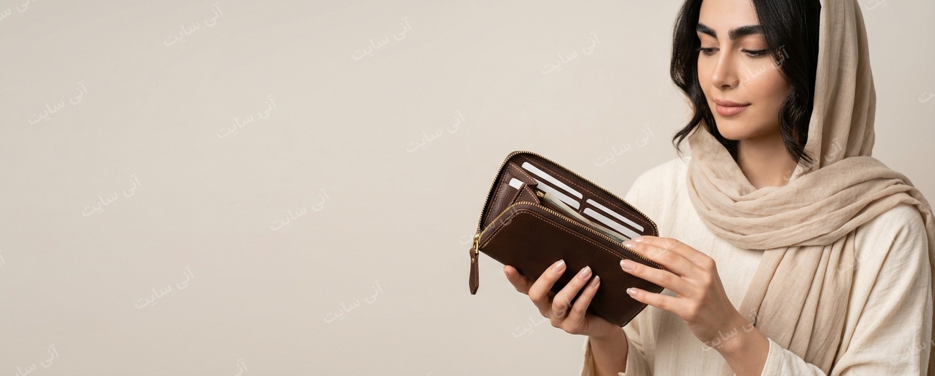 دانلود تصویر آماده برای بنر سایت فروشگاهی | کیف پول زنانه 2