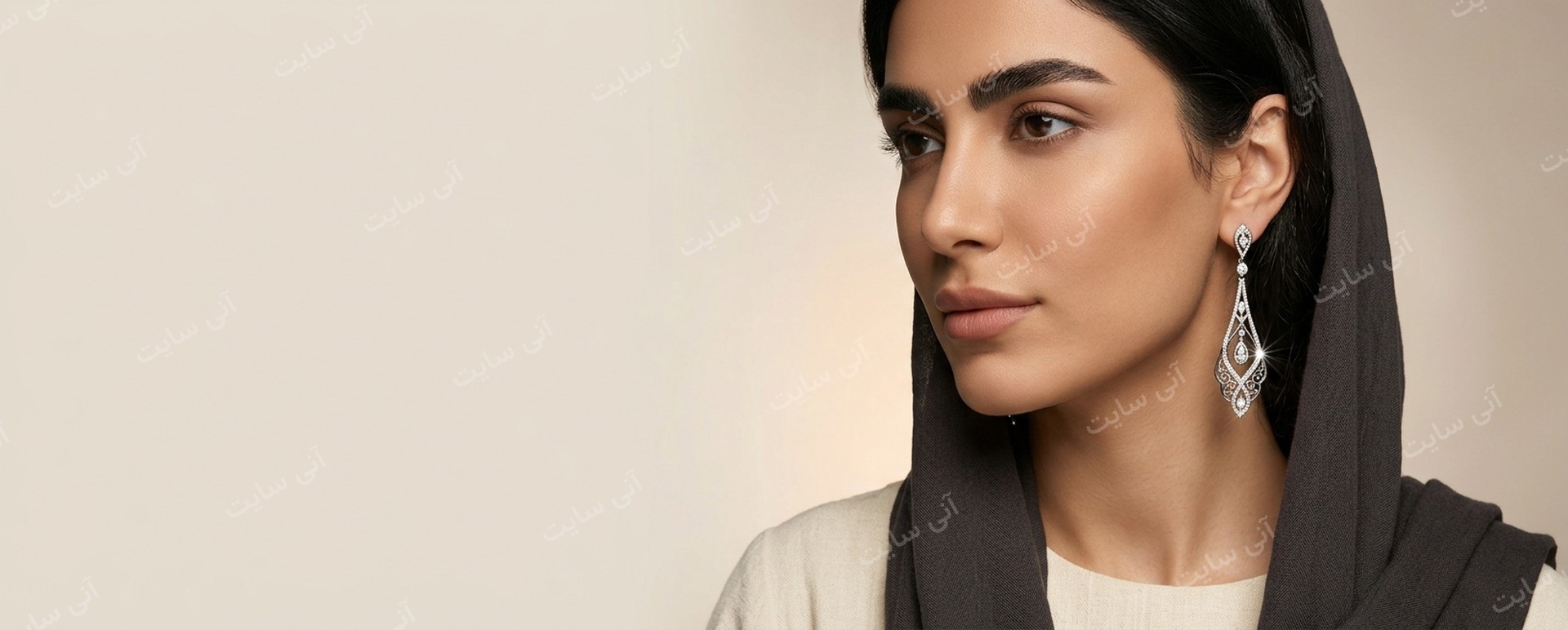دانلود تصویر آماده برای بنر سایت فروشگاهی | گوشواره نقره بلند زنانه